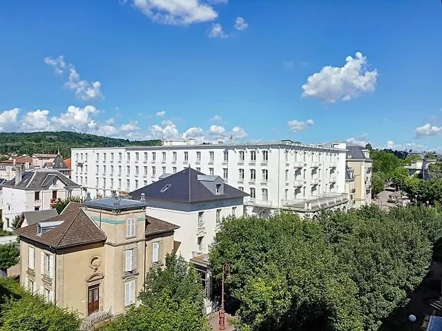 Spacieux 2 Pieces Renove - Confortable - Vue - 200 Metres Thermes Vittel